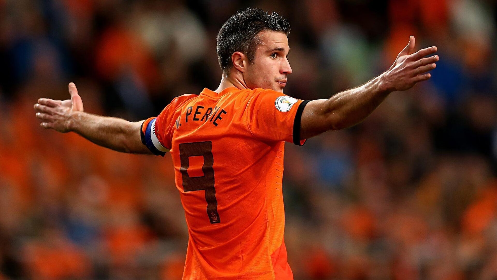 爱游戏娱乐-球员在比赛中突破防线贡献关键助攻，球员突破有什么用